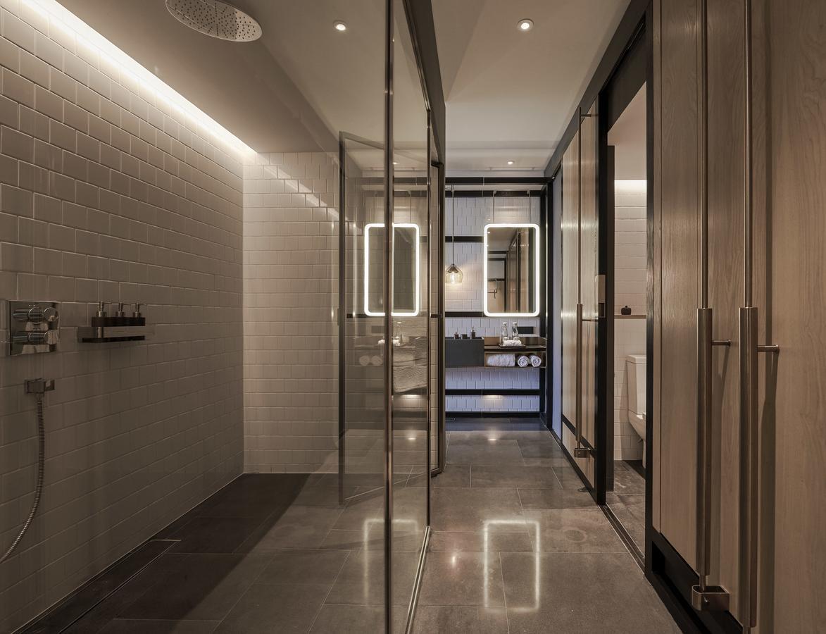 Hotel Alila Bangsar Kuala Lumpur Zewnętrze zdjęcie The changing rooms at the London Aquatics Centre