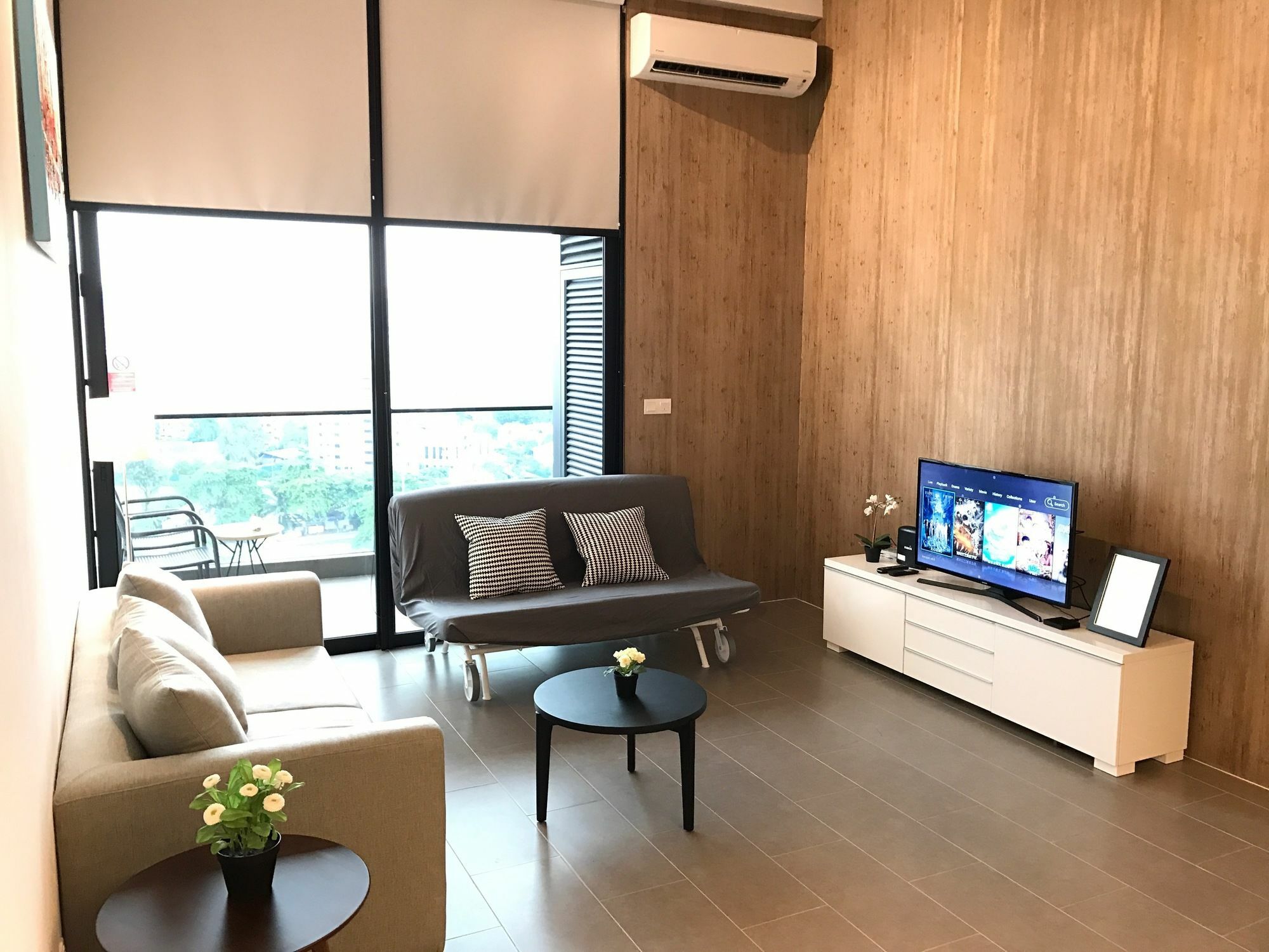 Hotel Alila Bangsar Kuala Lumpur Zewnętrze zdjęcie A living room in a serviced apartment in Kuala Lumpur, Malaysia.